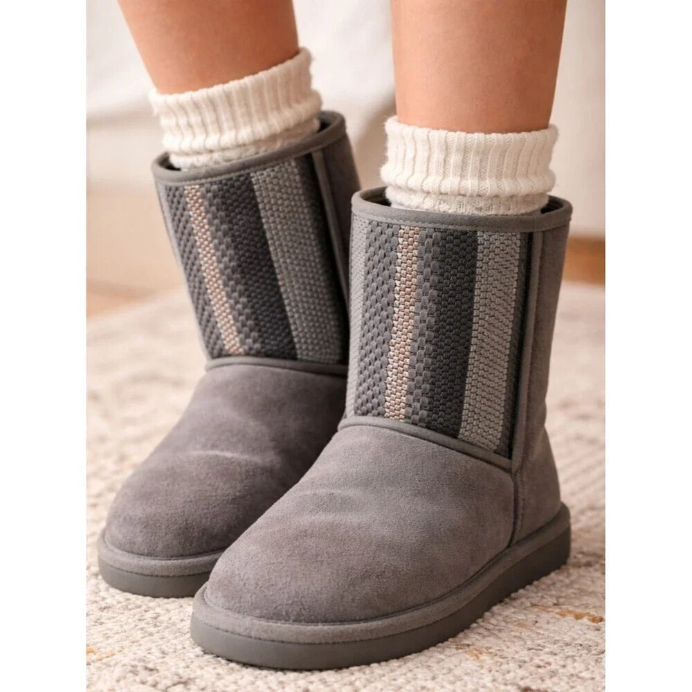 Ugg Classic Short Woven Women’s Charcoal Winter Boots Sz 7 #1010551
